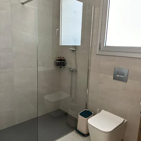 Apartment Arya Engomi Central Living Apt