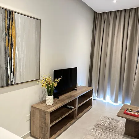 Arya Engomi Central Living Apt *